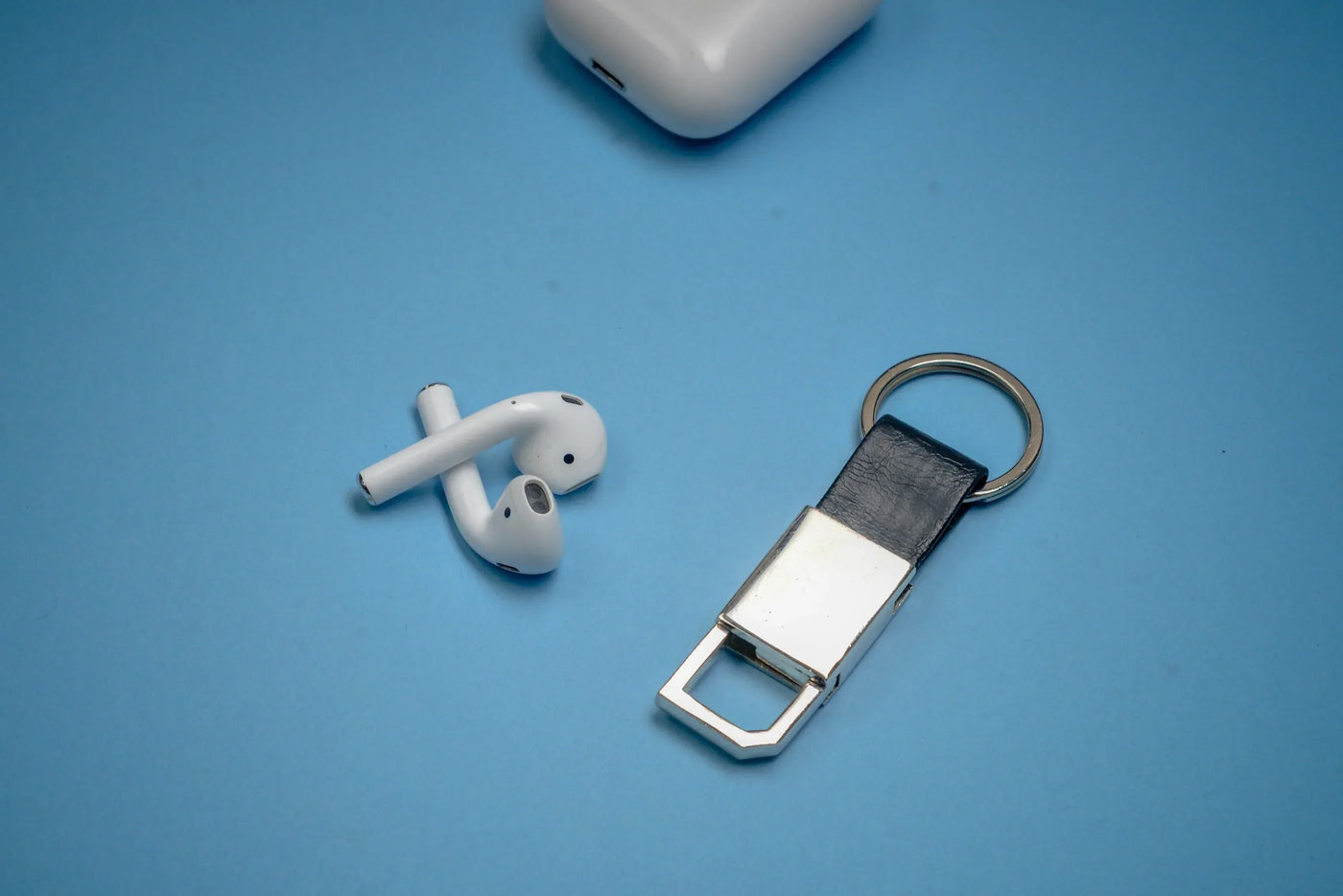 2024 Diwali Combo 2.0 (Classy Metal Flip Card Cover Diary + Classy Metal Keychain + Pen + Classy Steel Cardholder + Ferrero Rocher + Diya) Grey