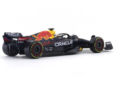 Bburago - 1/43 Scale Model - 2022 RedBull racing RB18 #1 Max Verstappen