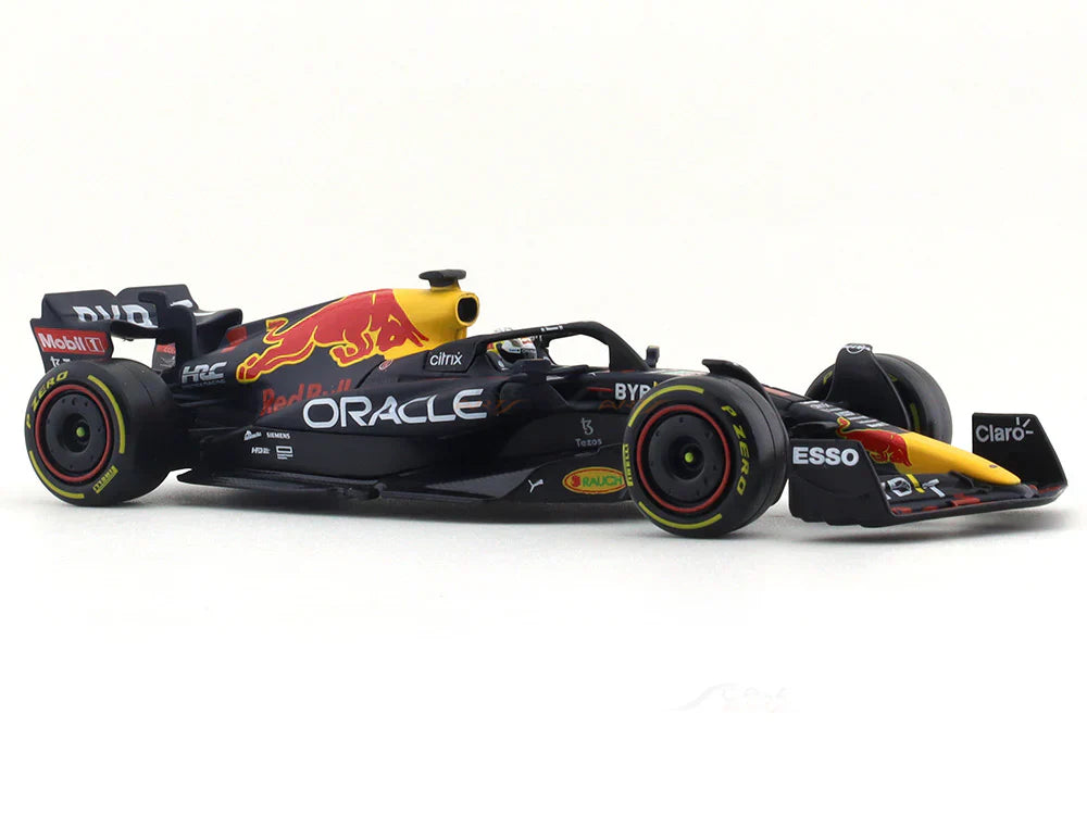 Bburago - 1/43 Scale Model - 2022 RedBull racing RB18 #1 Max Verstappen