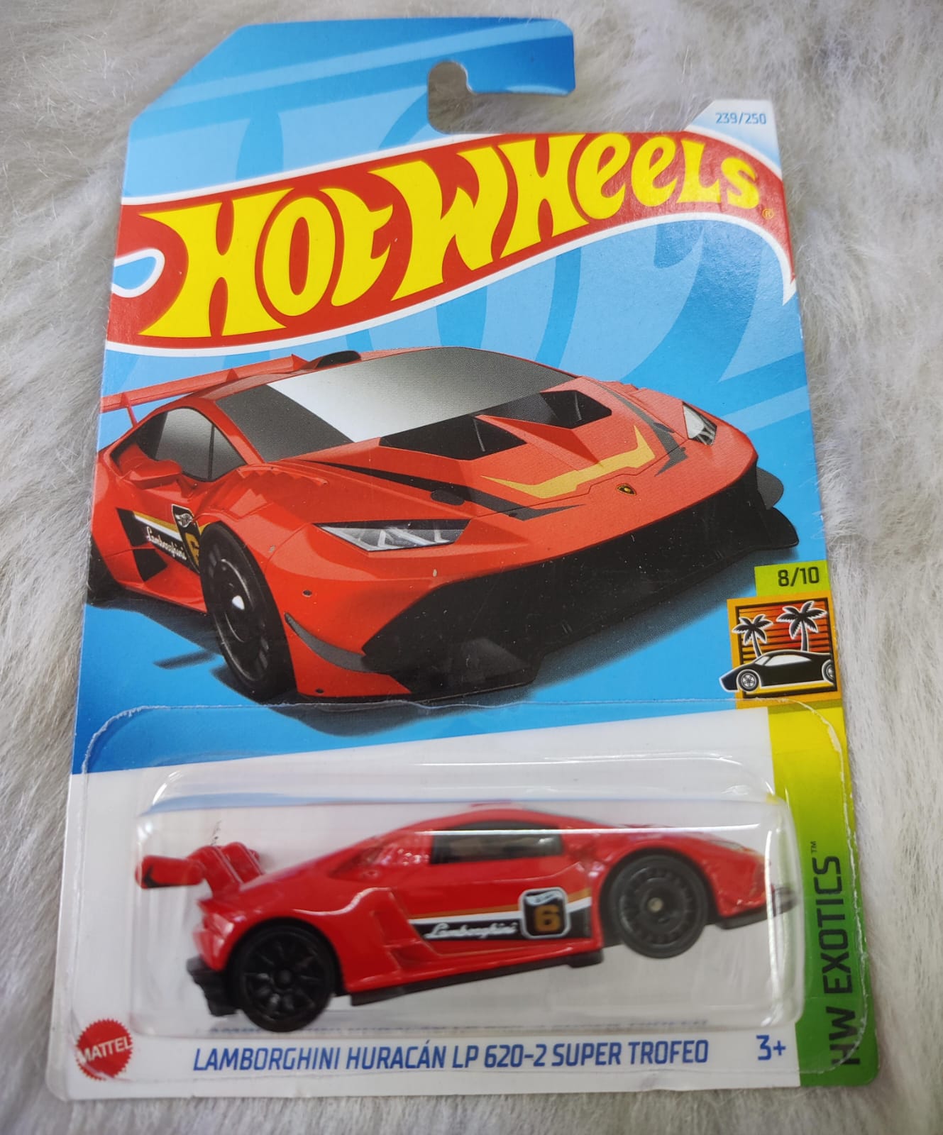 Hot Wheels Lamborghini Huracan LP 620-2 Super Trofed Vehicle Exclusive Collection