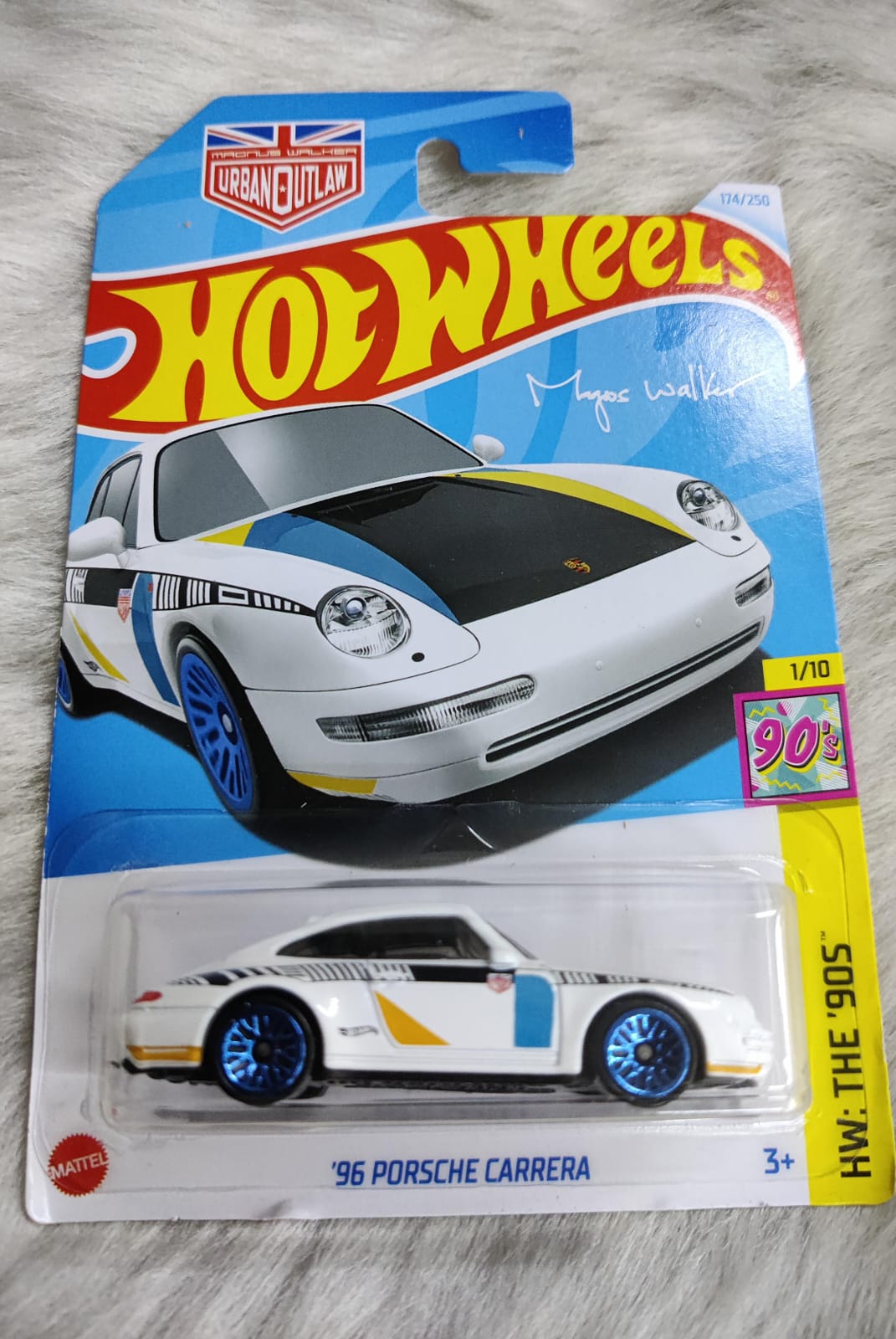 Hot Wheels '96 Porsche Carrera Vehicle Exclusive Collection