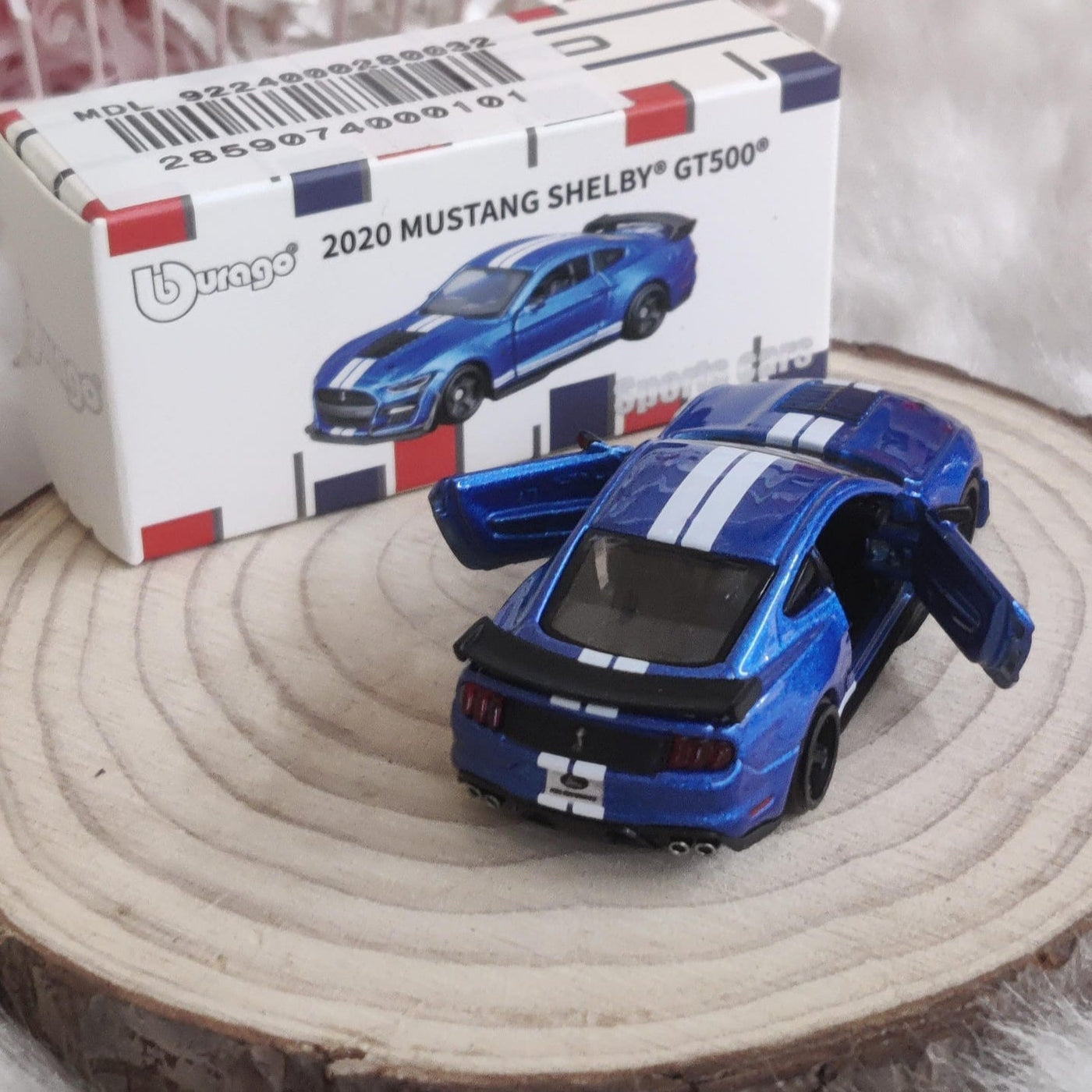 Official Bburago 2020 Mustang Shelby GT500 - 1 : 64 Diecast Scale Model