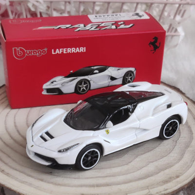 Official Bburago Laferrari - 1 : 64 Diecast Scale Model