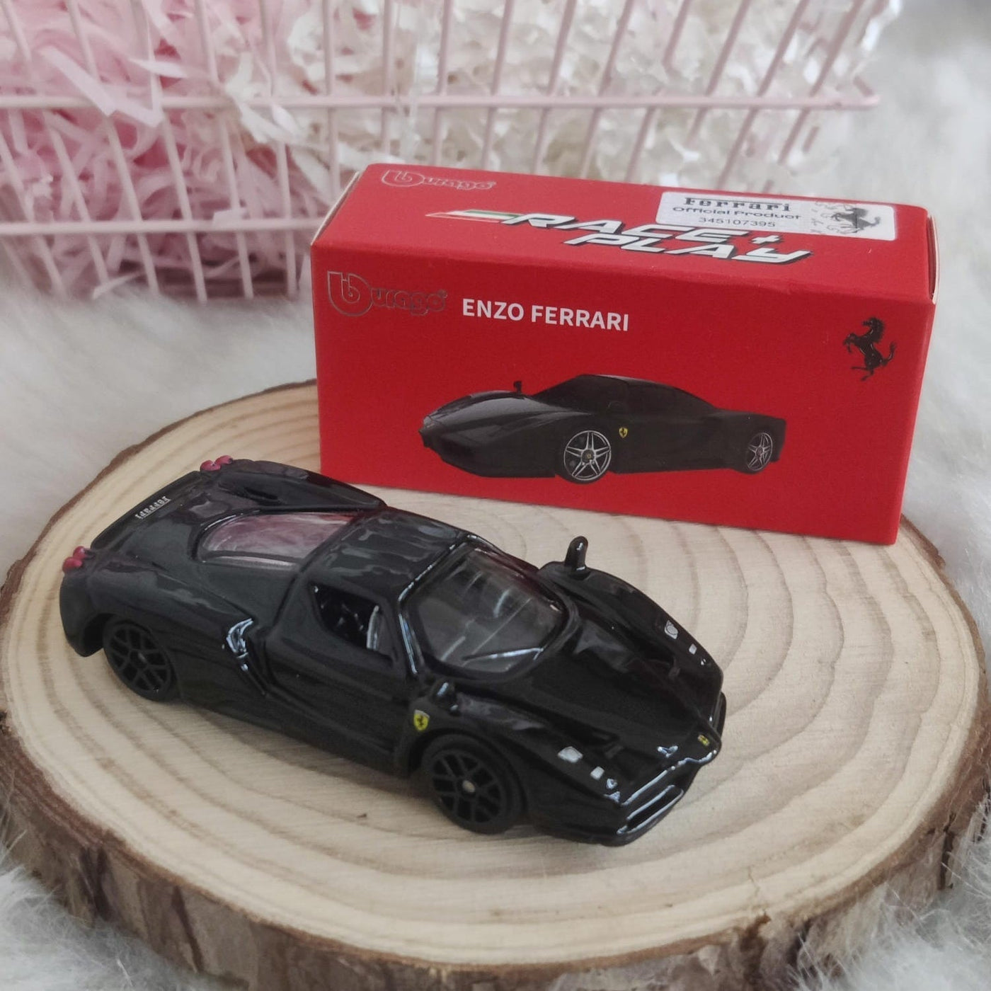 Official Bburago Enzo Ferrari - 1 : 64 Diecast Scale Model