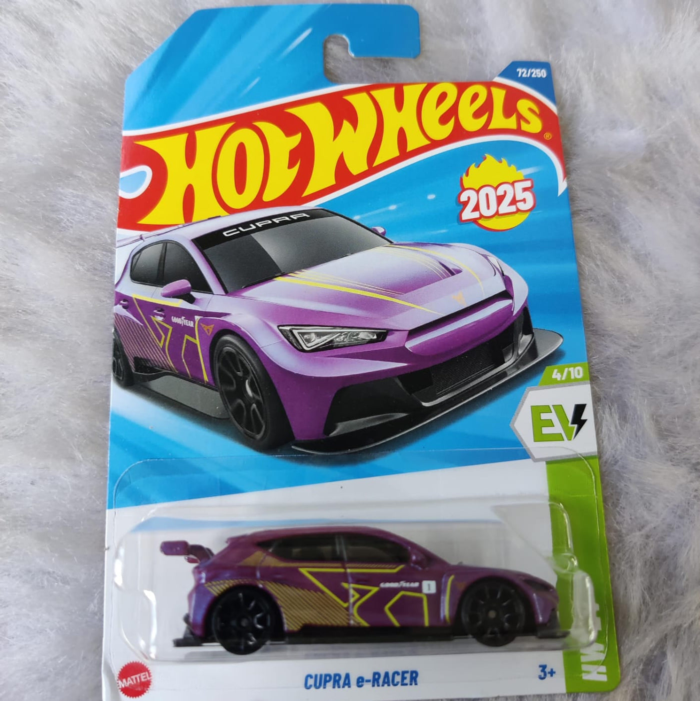 Hot Wheels Imported Cupra e-Racer Vehicle Exclusive Collection 2025 C and D Case
